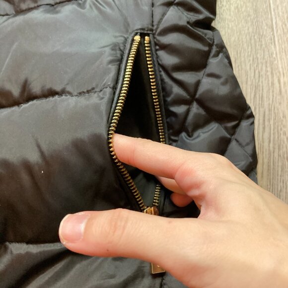Michael Kors Black Quilted Down Puffer Coat Size M - Picture 3 of 12